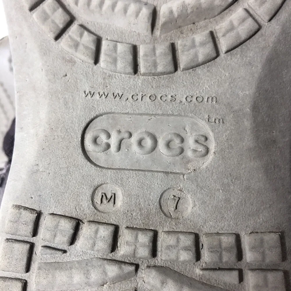 Crocs Sandals Mens Size 7 Dual Comfort Distressed Flip Flops Thong Taupe Brown C